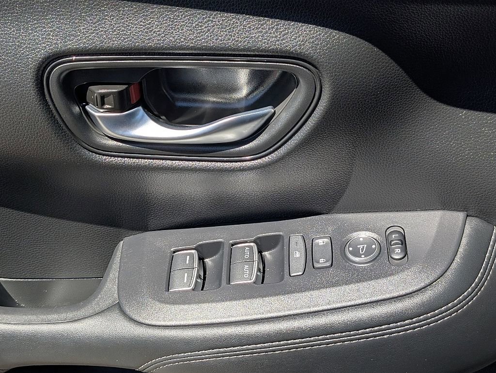 Used 2026 Honda HR-V EX-L image 28