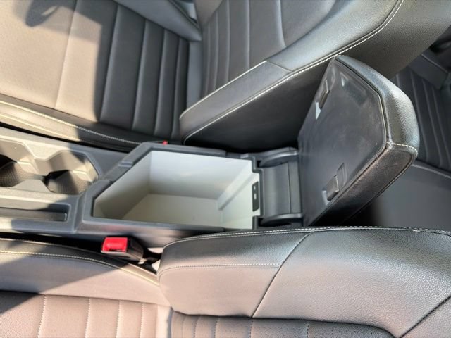 Used 2024 Volkswagen Jetta SE FWD image 24