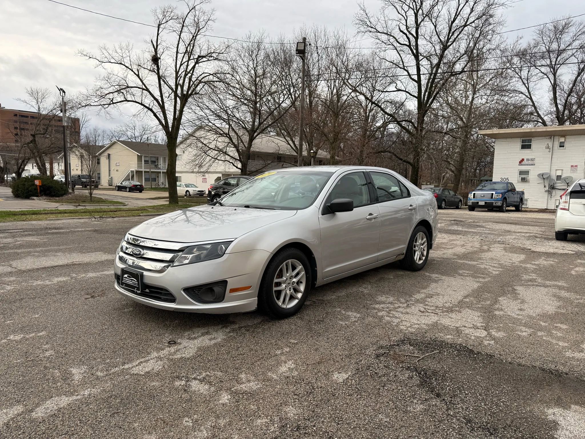 Used 2010 Ford Fusion S image 3