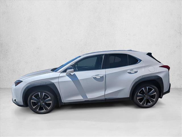 Used 2022 Lexus UX 200 w/ Accessory Package (Z2) FWD image 10
