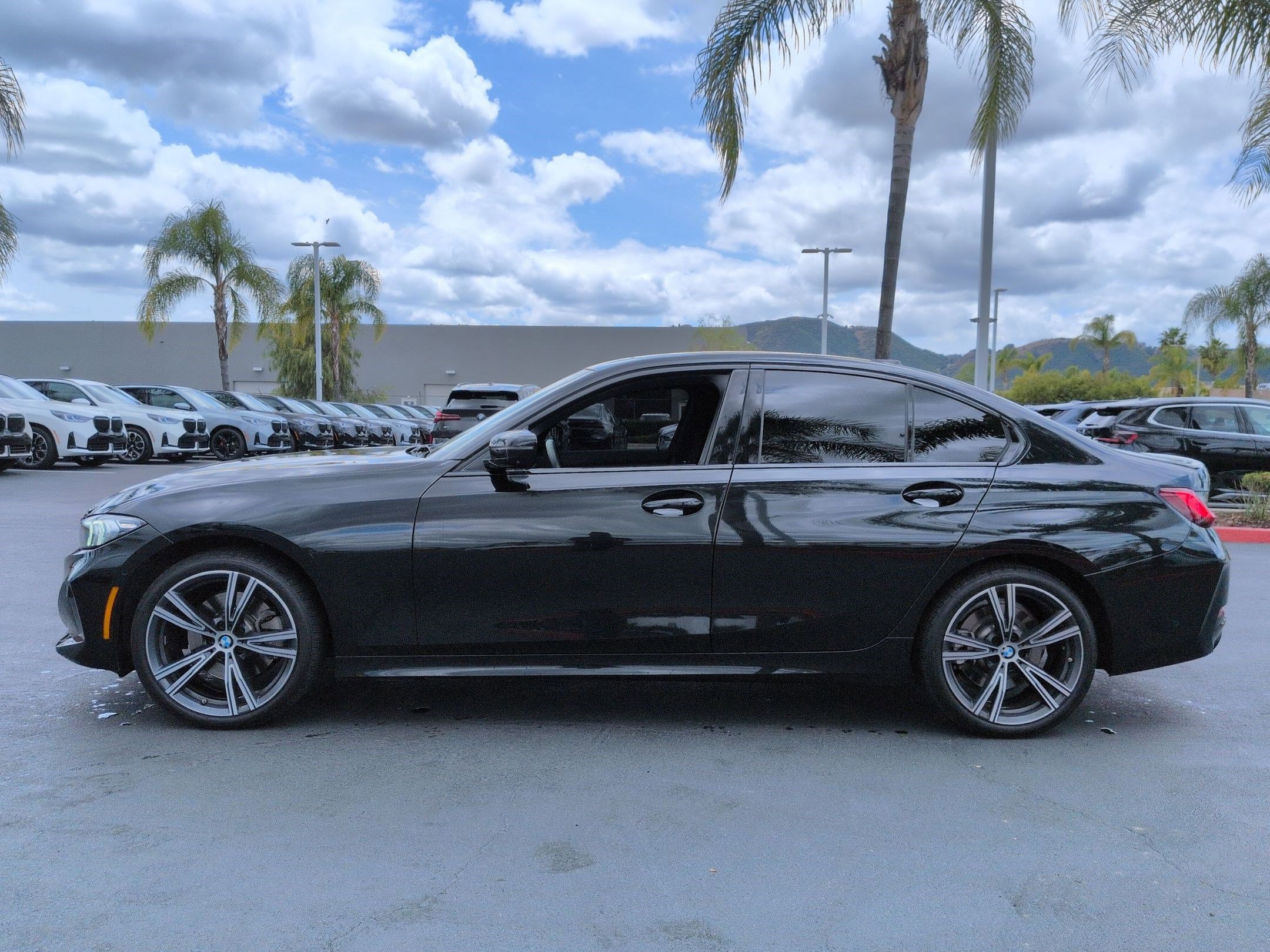 Certified 2023 BMW 330i Sedan w/ Premium Package RWD image 7