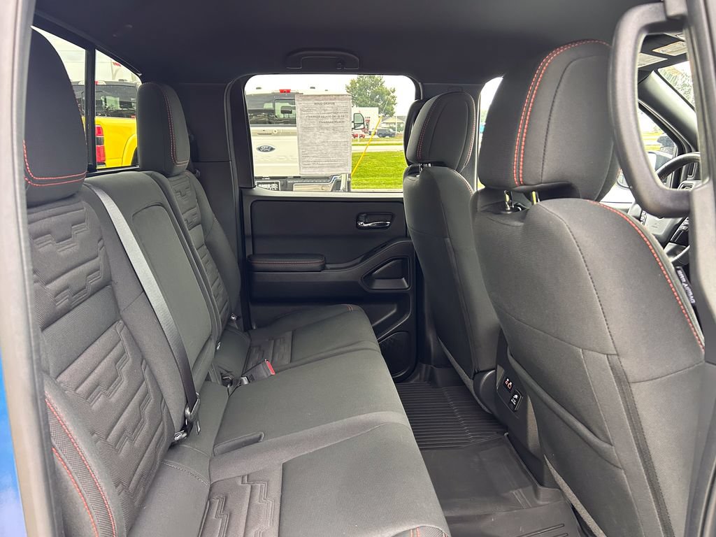 Used 2025 Nissan Frontier PRO-4X w/ Pro Convenience Package AWD/4WD image 20