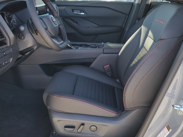 New 2026 Nissan Rogue SV image 6