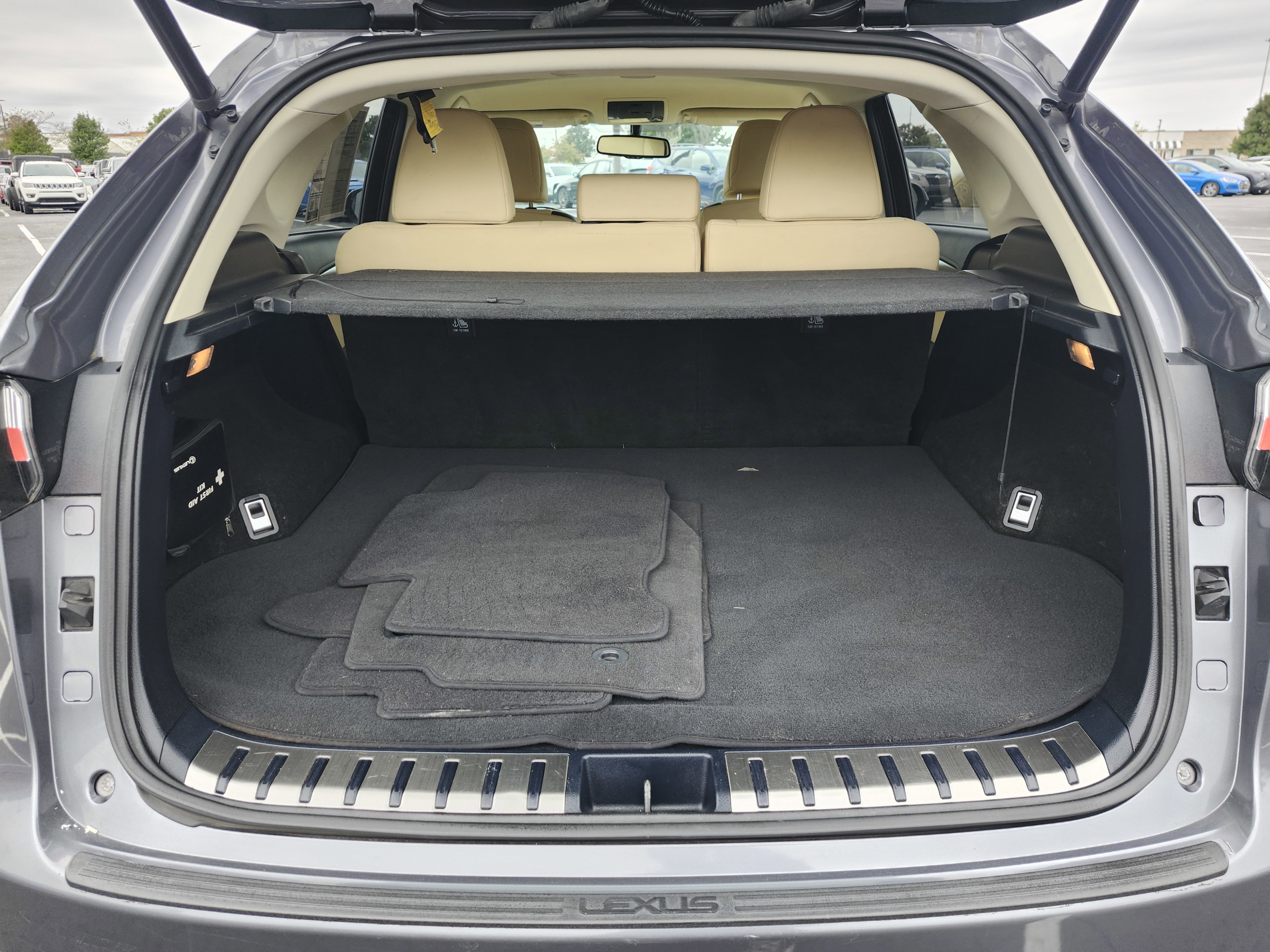 Used 2016 Lexus NX 200t FWD image 16