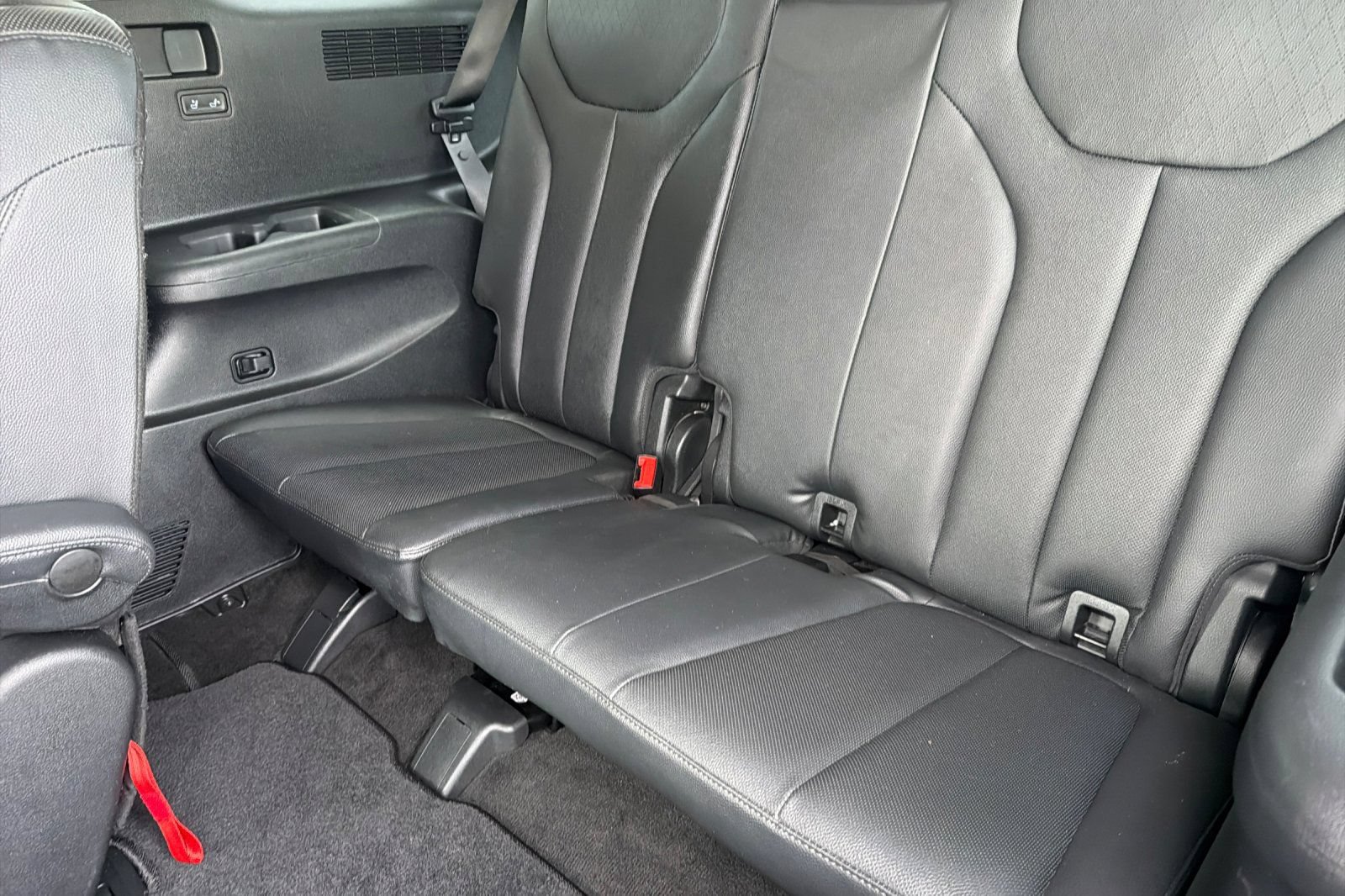 Used 2020 Hyundai Palisade SEL FWD image 15