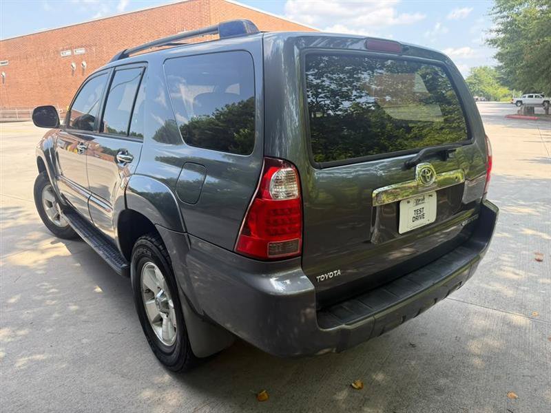 Used 2008 Toyota 4Runner SR5 RWD image 5
