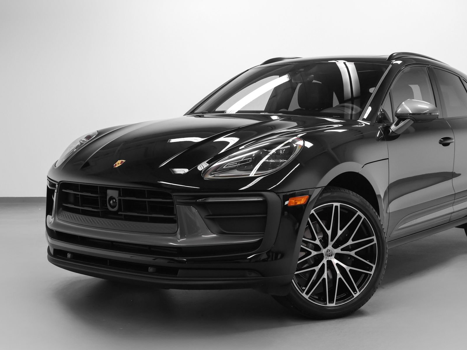 New 2026 Porsche Macan Turbo AWD/4WD image 7