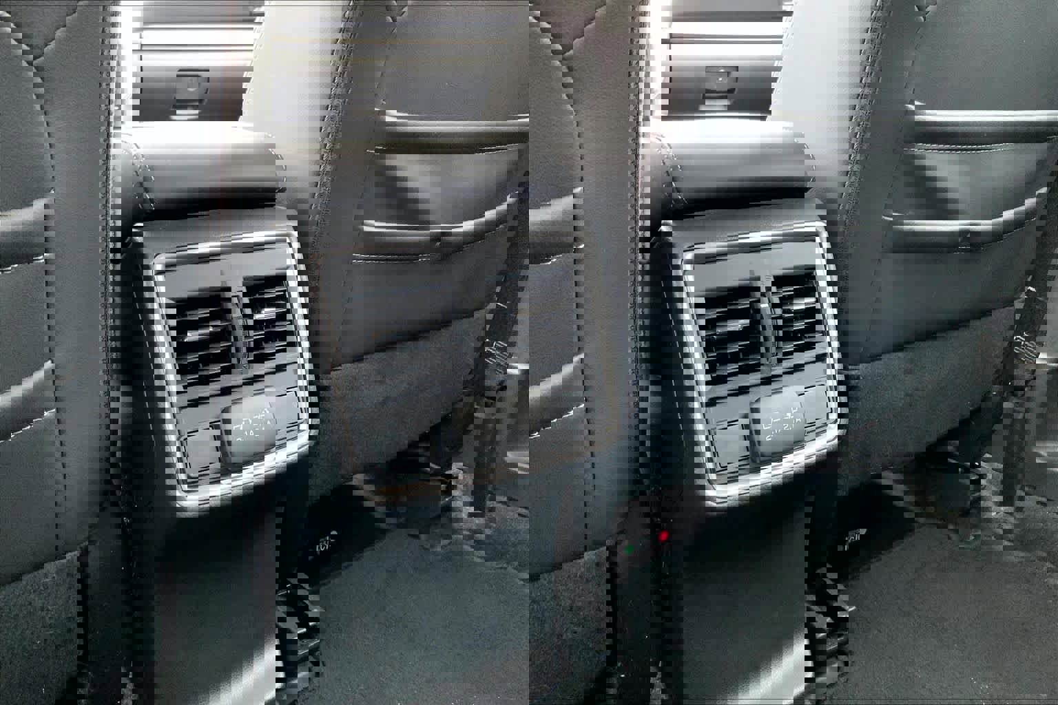 Used 2020 Subaru Forester Limited image 35