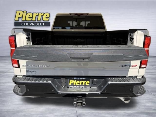 New 2026 Chevrolet Silverado 2500 ZR2 AWD/4WD image 4