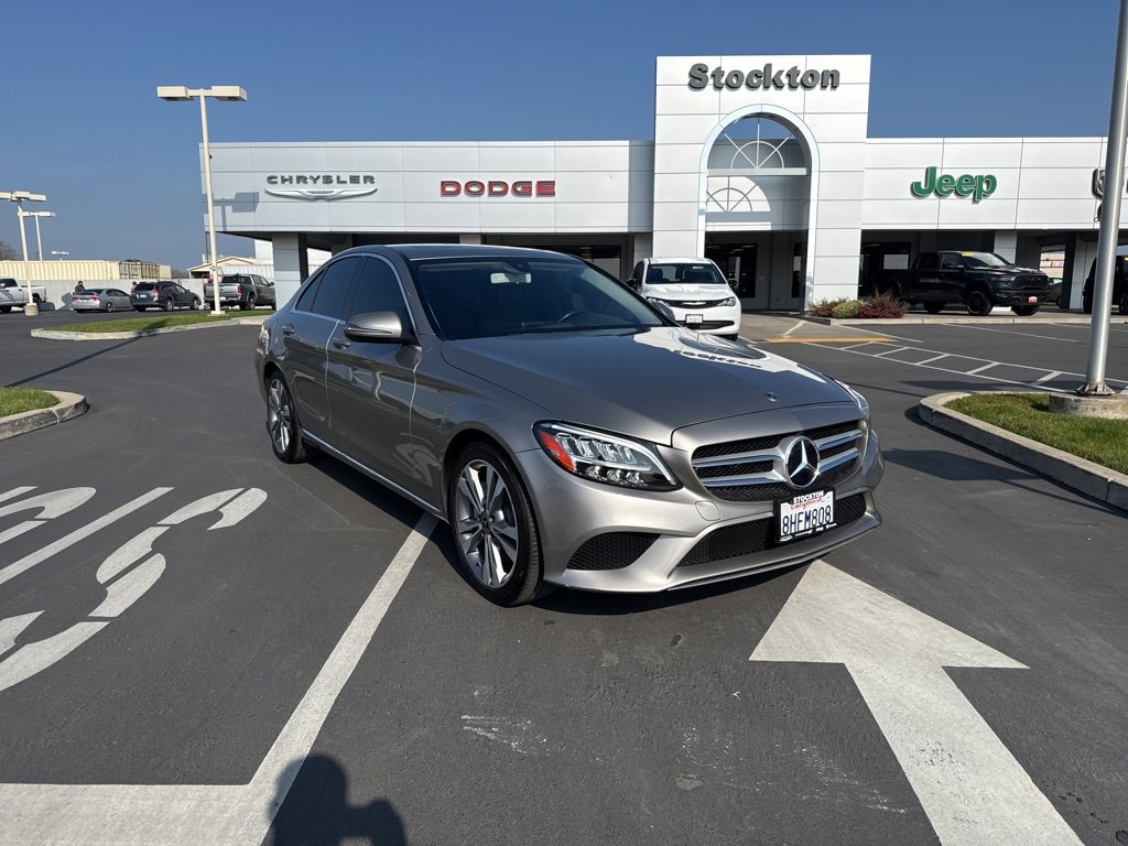 Used 2019 Mercedes-Benz C 300 Sedan image 2