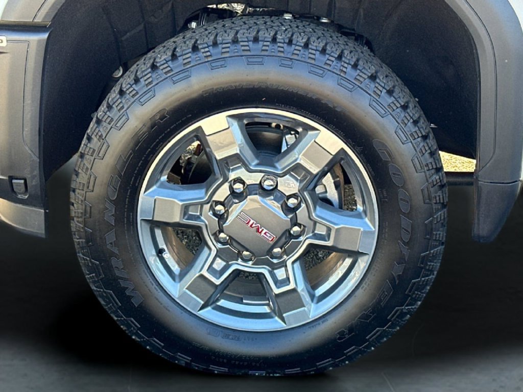 New 2026 GMC Sierra 2500 SLE w/ SLE Value Package; AWD/4WD image 30