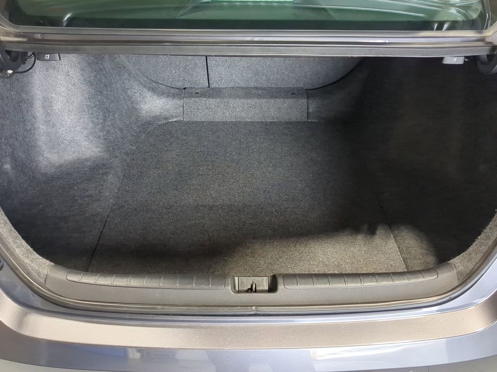 Used 2022 Honda Accord EX-L image 32