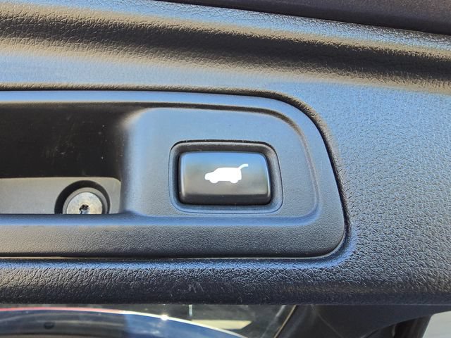 Used 2016 Honda Pilot Touring image 31