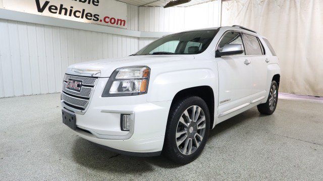 Used 2016 GMC Terrain Denali image 2