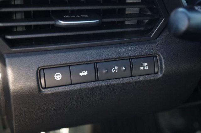 Certified 2025 Nissan Altima 2.5 SV w/ SV Premium Package FWD image 12