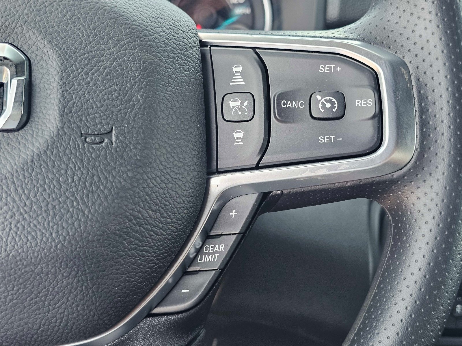 New 2027 RAM 4500 Tradesman w/ Chrome Appearance Group AWD/4WD image 23