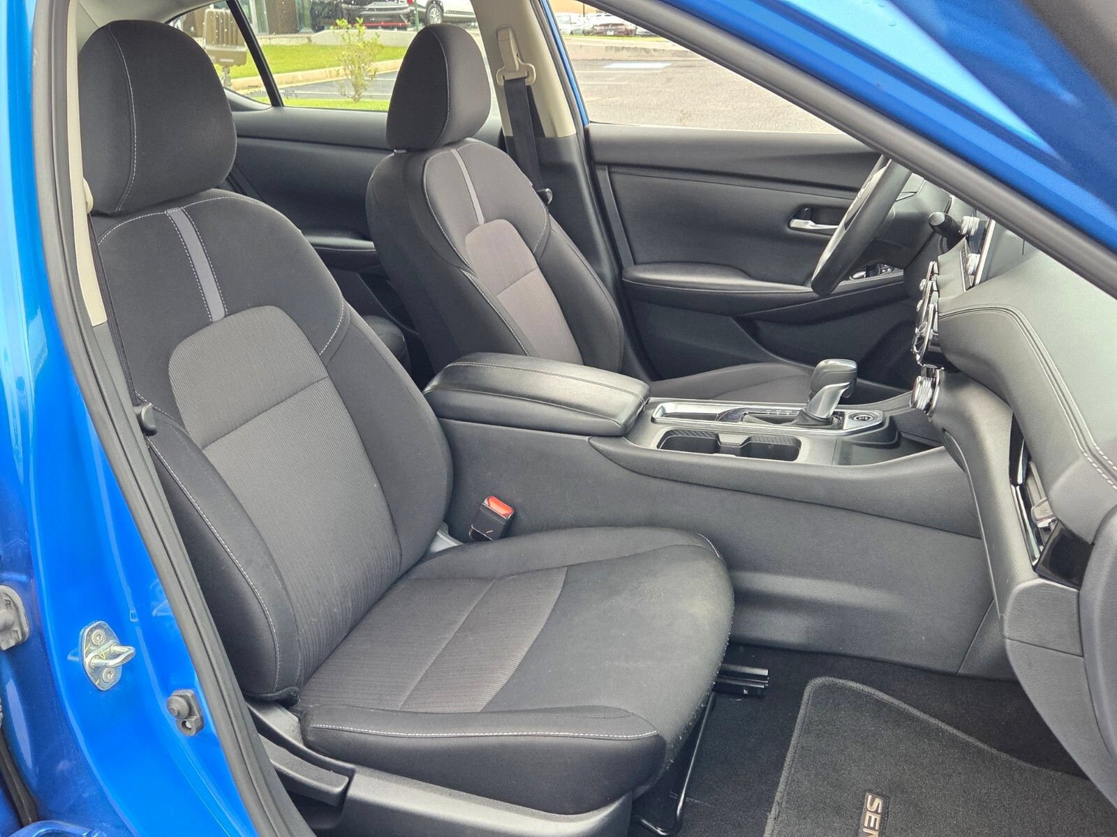 Used 2024 Nissan Sentra SV FWD image 17