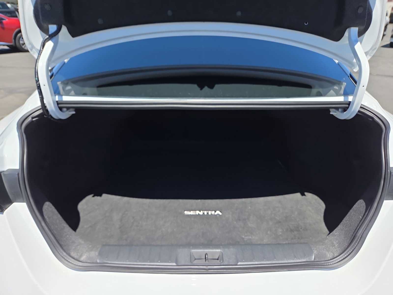 Used 2025 Nissan Sentra S FWD image 27