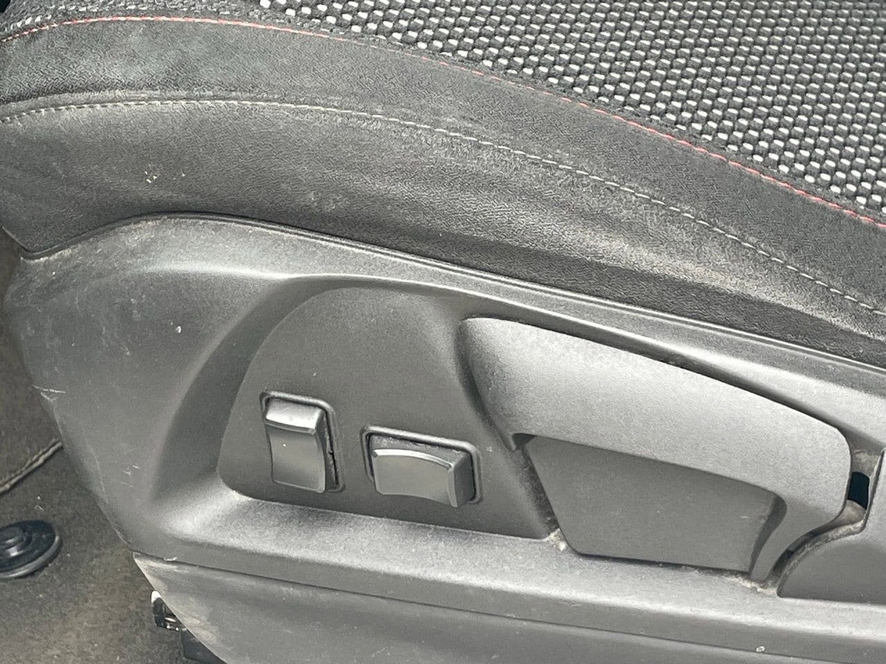 Used 2017 Chevrolet Equinox LS FWD image 4