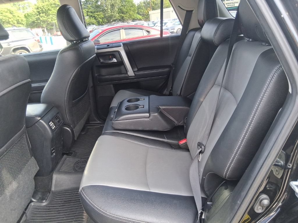 Used 2018 Toyota 4Runner SR5 Premium AWD/4WD image 16