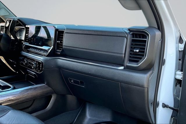 Used 2024 Chevrolet Silverado 2500 LTZ w/ LTZ Plus Package AWD/4WD image 27