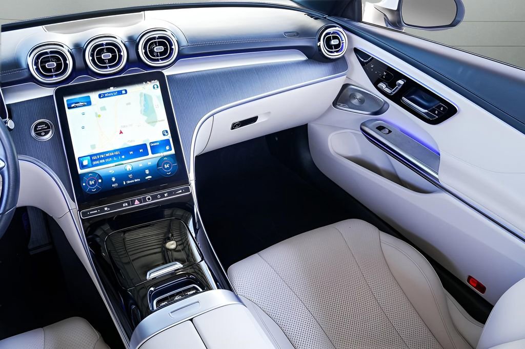 Used 2024 Mercedes-Benz CLE 300 4MATIC Cabriolet image 64