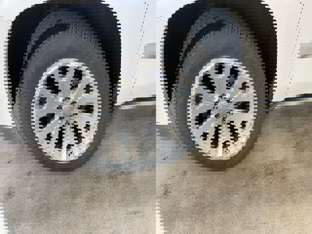 Used 2020 Cadillac Escalade ESV Platinum image 10