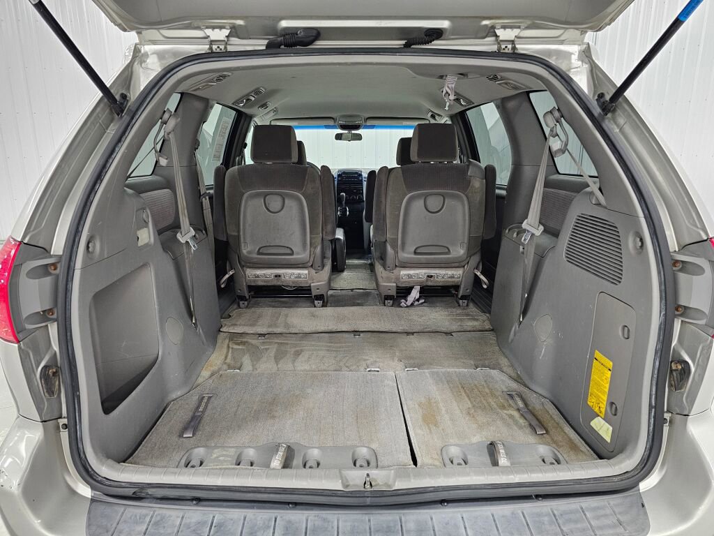 Used 2006 Toyota Sienna LE FWD image 17