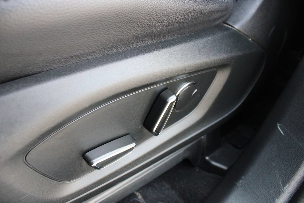 Used 2020 Ford Explorer Limited AWD/4WD image 3