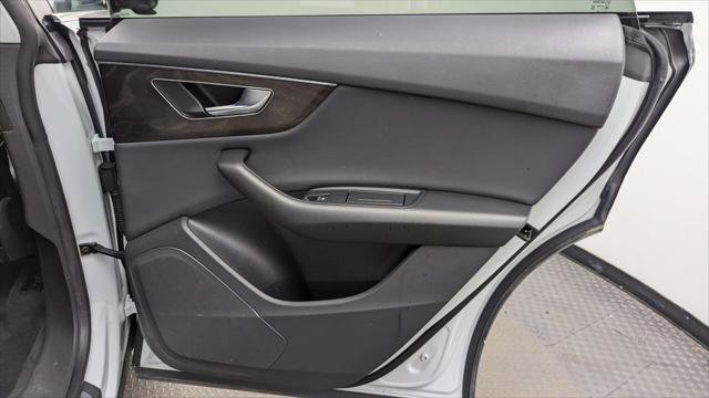 Used 2022 Audi Q8 Premium w/ Convenience Package image 21