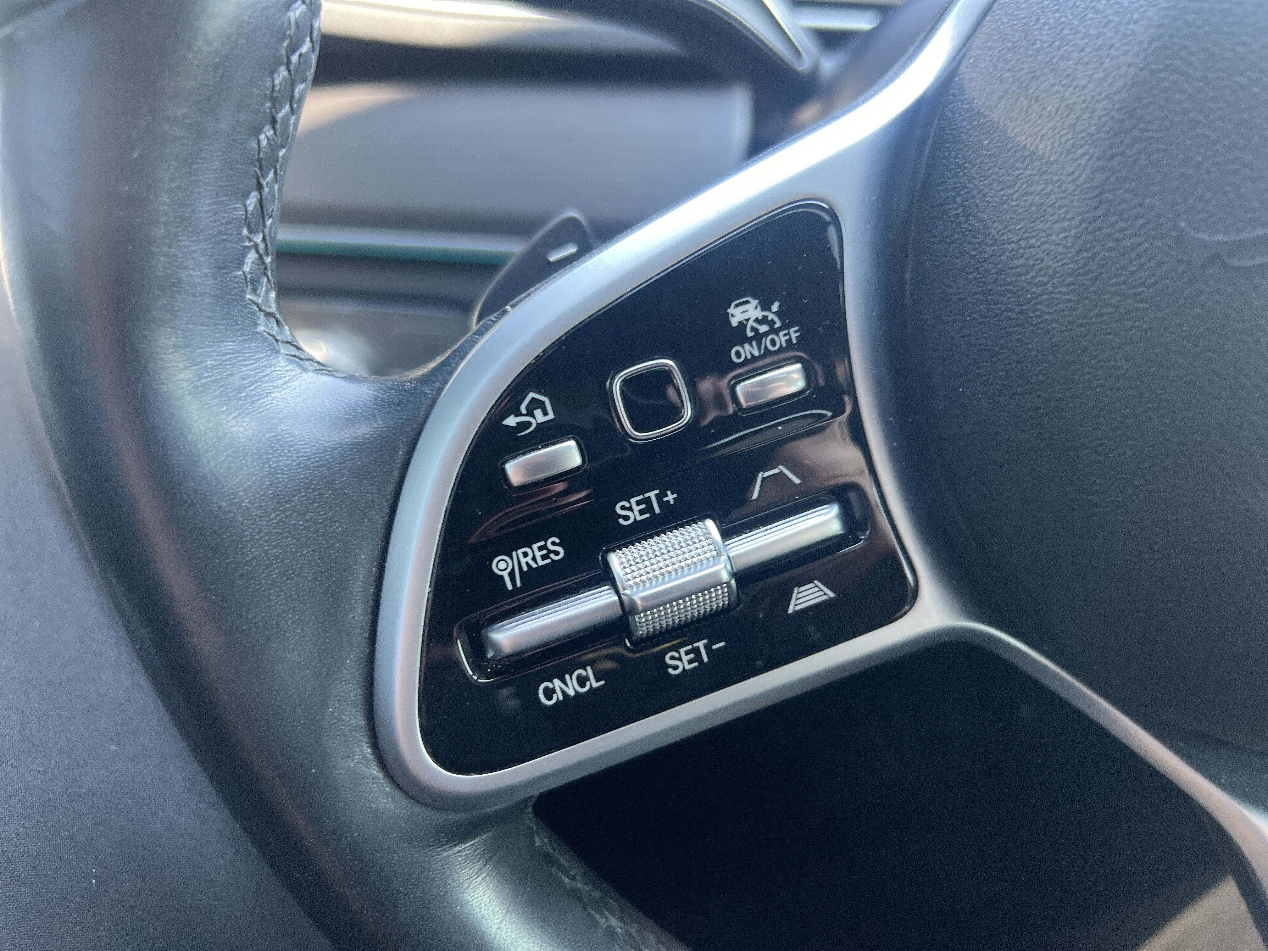 Used 2020 Mercedes-Benz GLS 450 4MATIC image 19