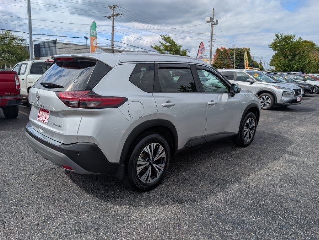 Used 2023 Nissan Rogue SV w/ SV Premium B Package AWD/4WD image 3