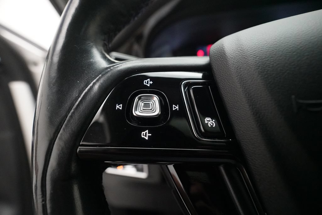 Used 2020 Lincoln Corsair AWD w/ Luxury Package image 18
