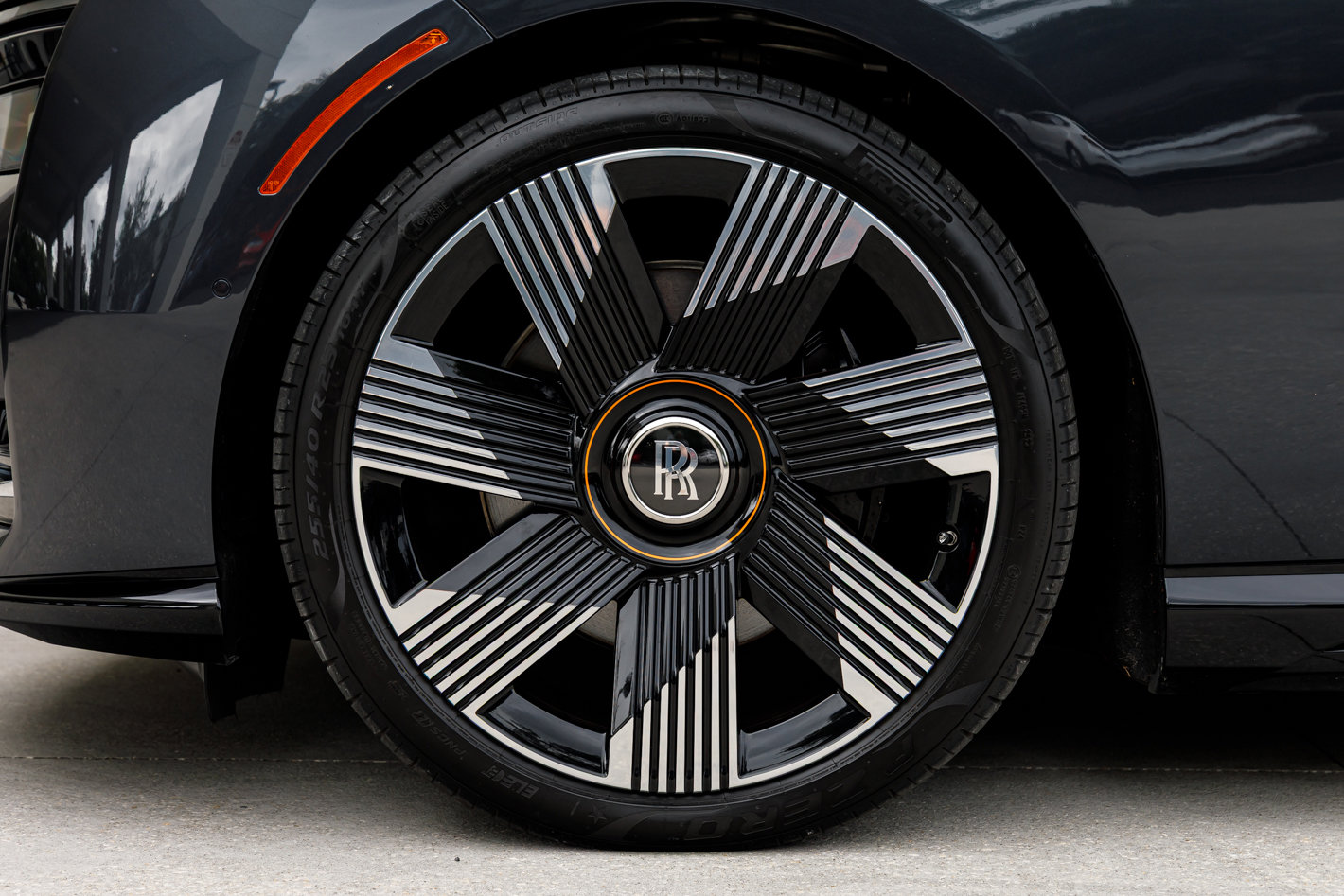 Certified 2024 Rolls-Royce Spectre w/ Spectre Launch Package image 18