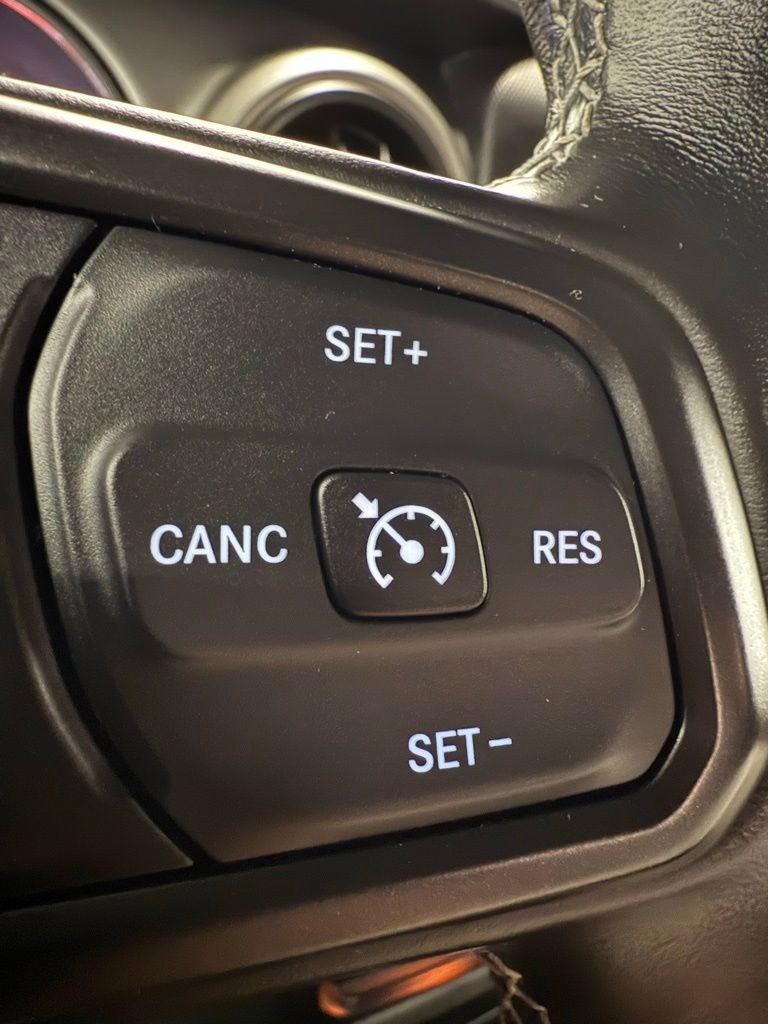 Used 2021 Jeep Wrangler Sport image 33