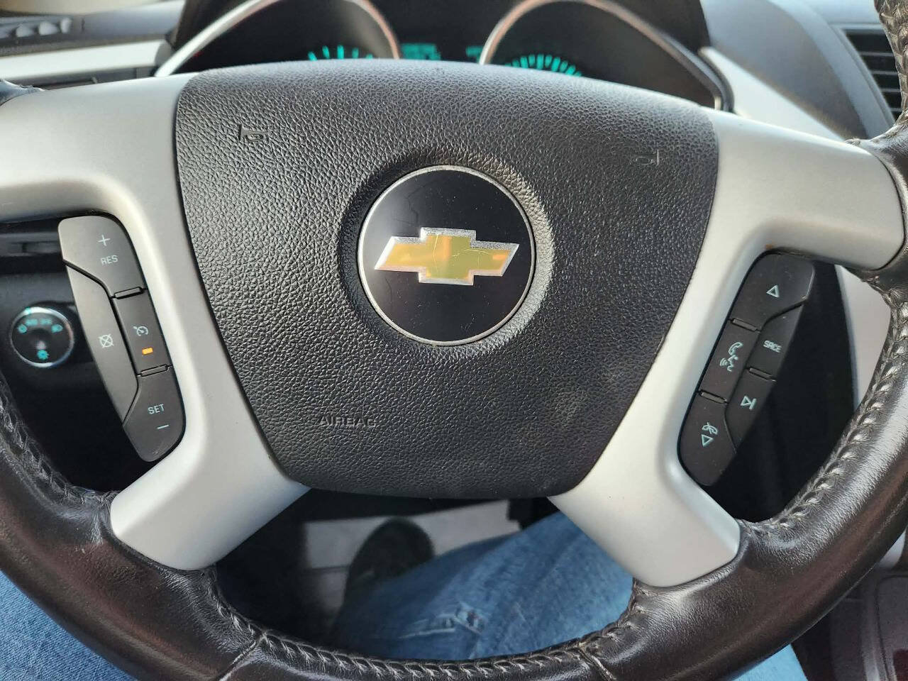 Used 2012 Chevrolet Traverse LT AWD/4WD image 24