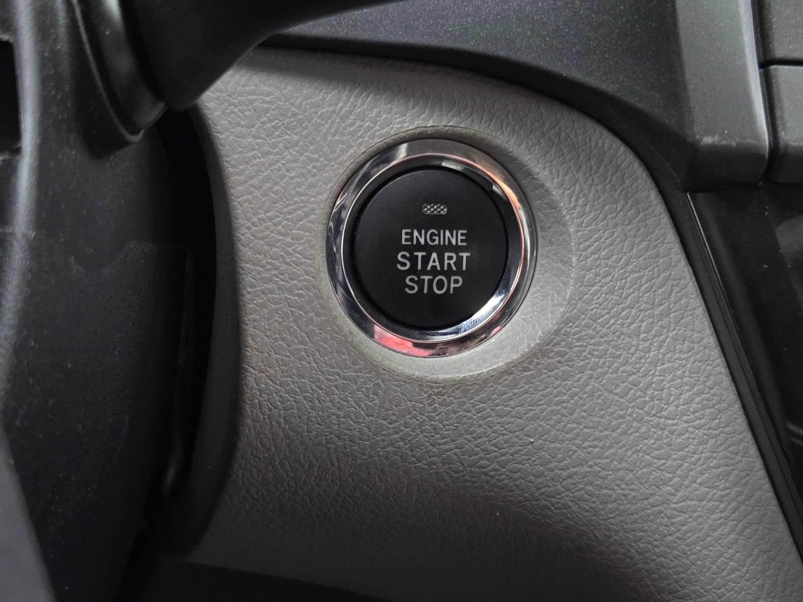 Certified 2018 Toyota Sienna XLE w/ XLE Navigation Package FWD image 22