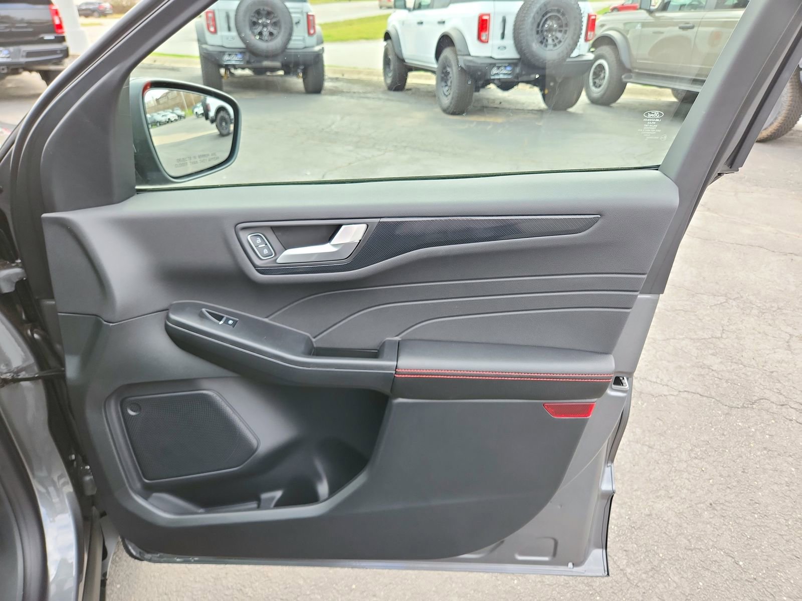 New 2026 Ford Escape ST-Line Select w/ Equipment Group 401A image 28