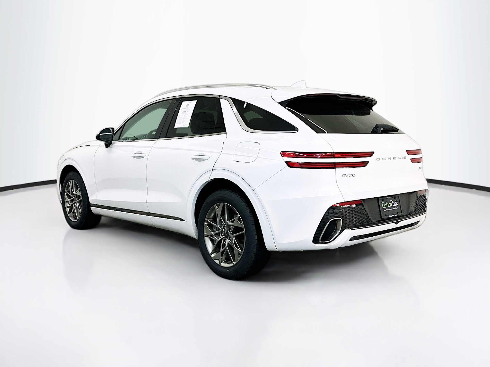 Used 2025 Genesis GV70 2.5T AWD/4WD image 5