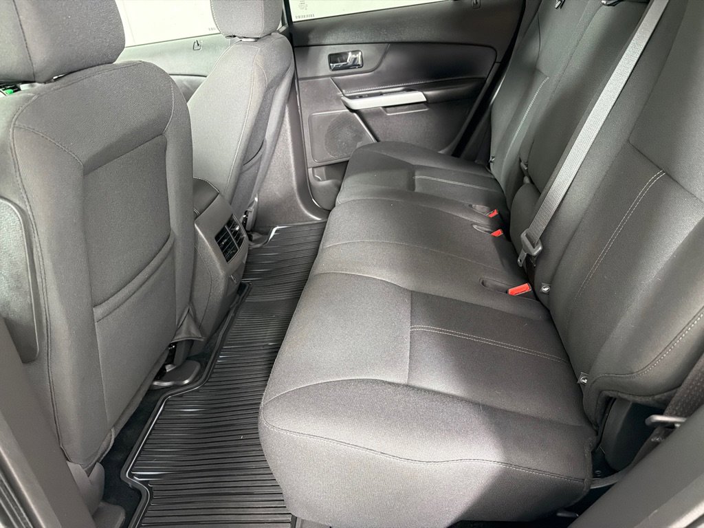 Used 2014 Ford Edge SE w/ Equipment Group 101A image 16