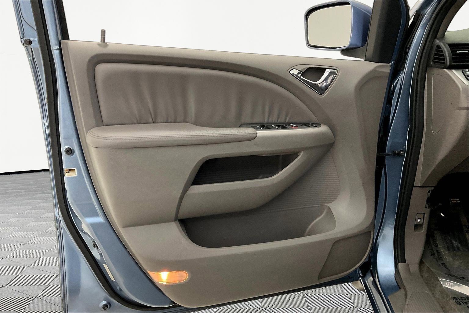 Used 2010 Honda Odyssey EX-L image 20