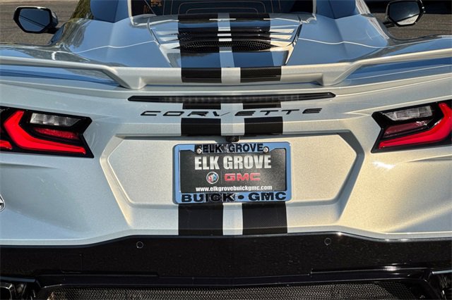 Used 2021 Chevrolet Corvette Stingray Convertible w/ Z51 Performance Package image 47