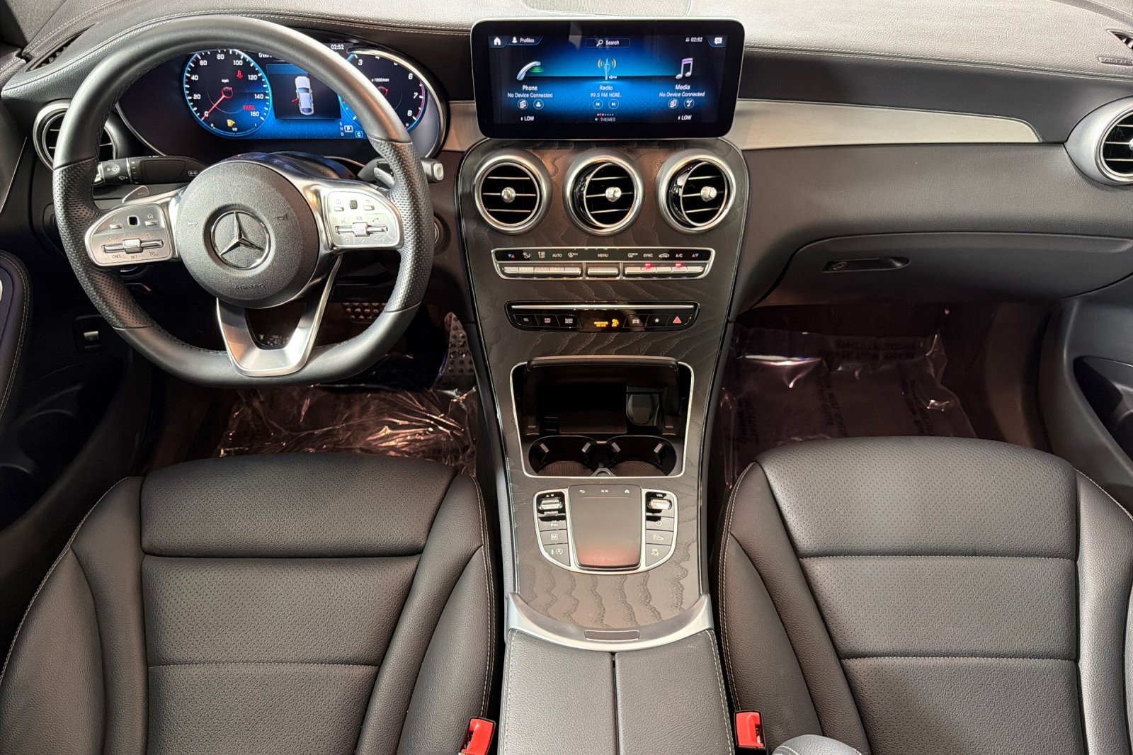 Used 2022 Mercedes-Benz GLC 300 4MATIC Coupe image 12