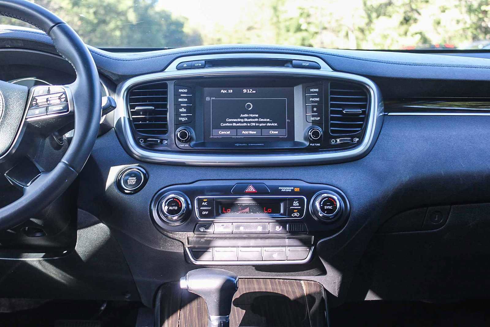 Used 2019 Kia Sorento EX image 13