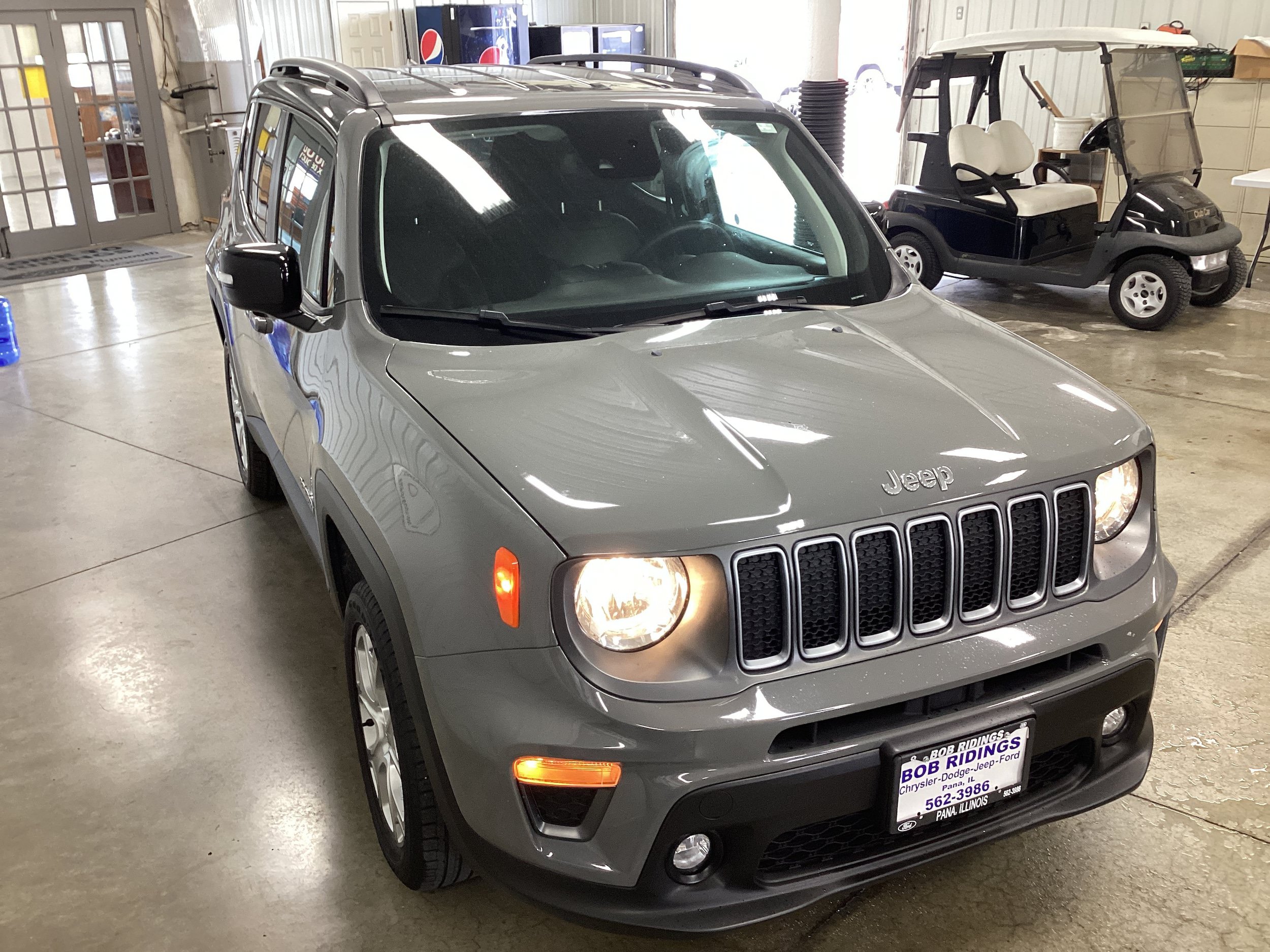 Used 2022 Jeep Renegade Limited AWD/4WD image 7