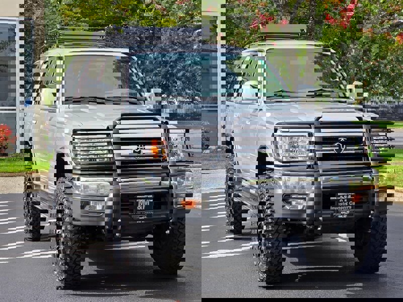 Used 2001 Toyota 4Runner SR5 image 2