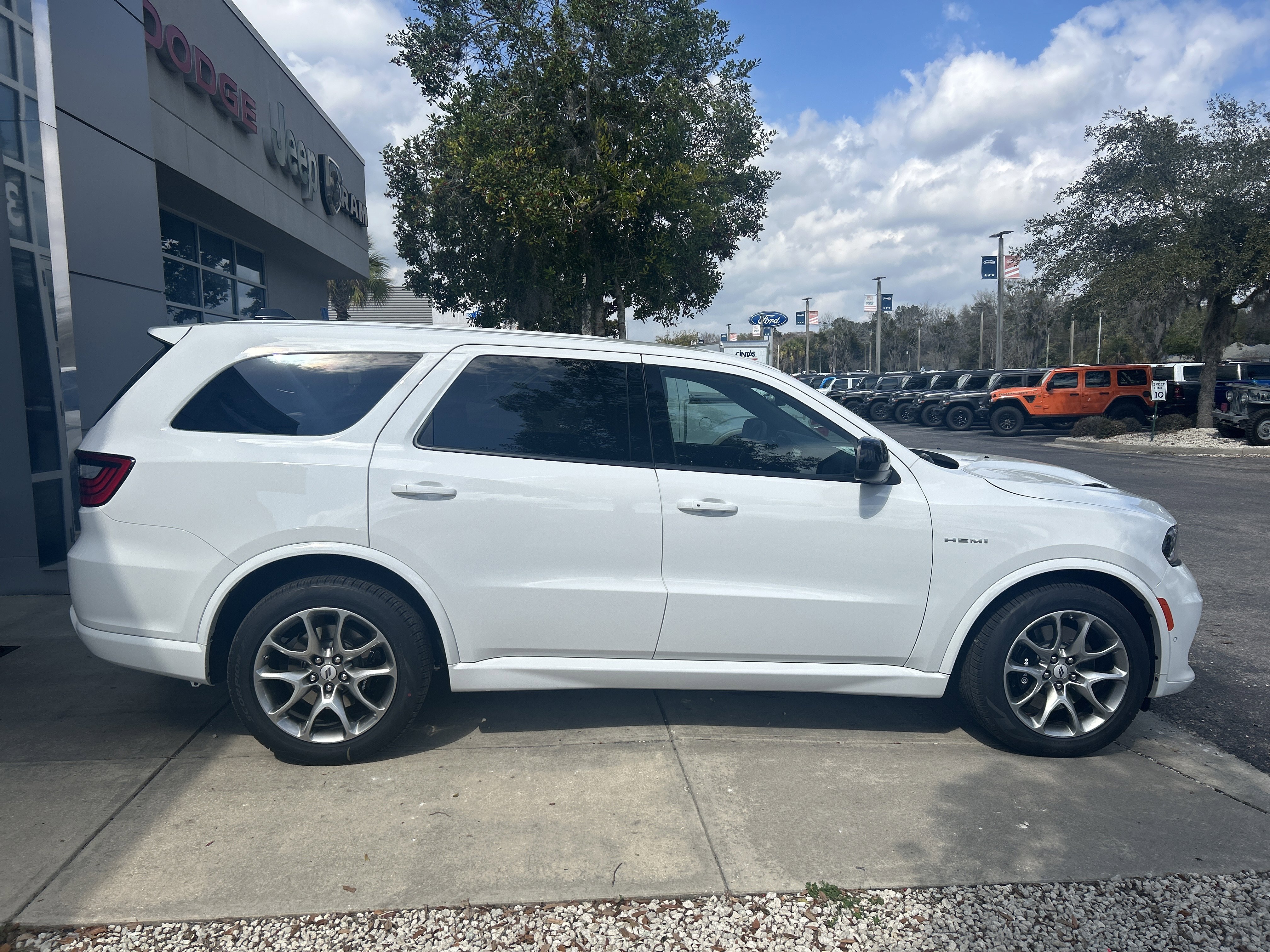 New 2026 Dodge Durango GT image 4