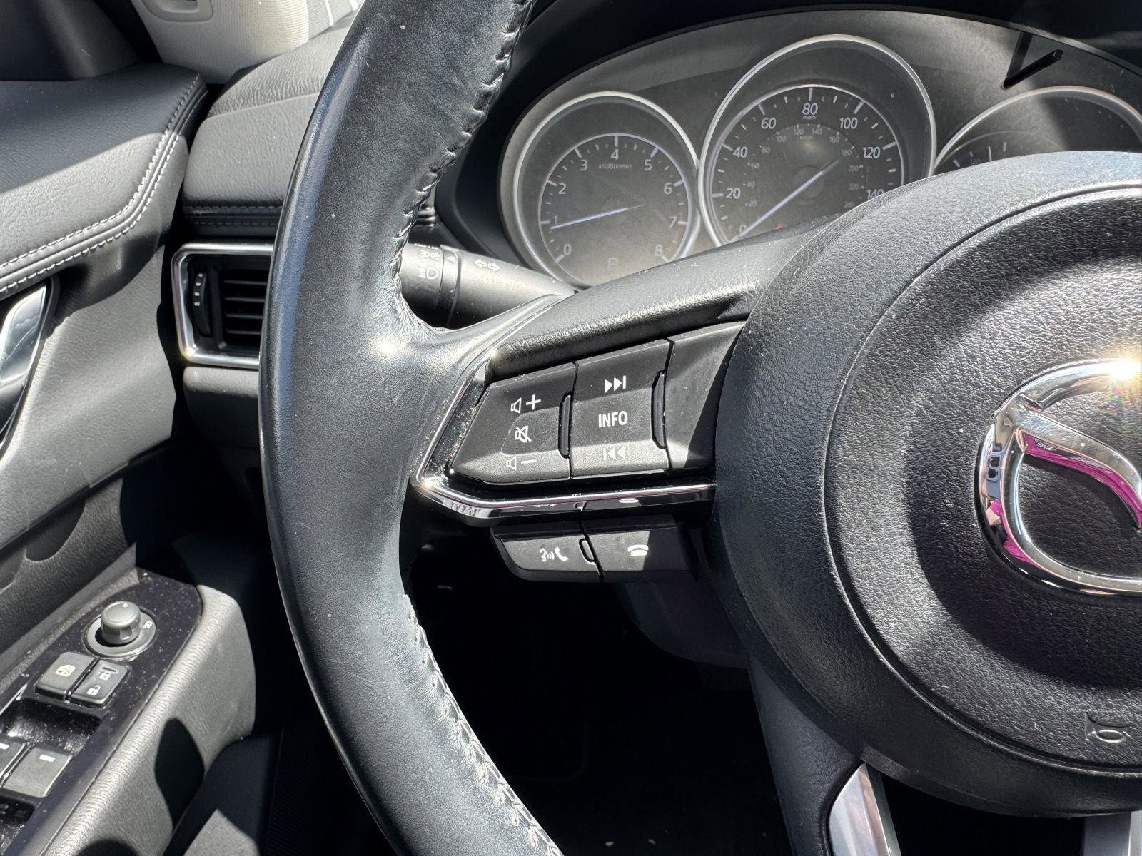 Used 2021 MAZDA CX-5 Touring image 11