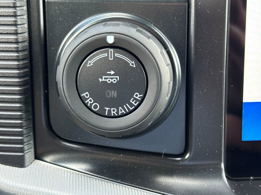 New 2025 Ford F150 Lariat w/ Equipment Group 502A High image 33