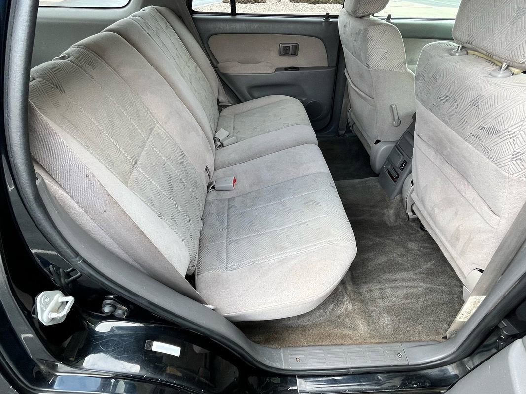 Used 2002 Toyota 4Runner SR5 image 18